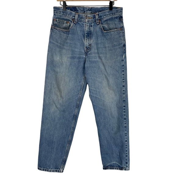 Vintage Levi’s 550 Relaxed fit jeans waist 33